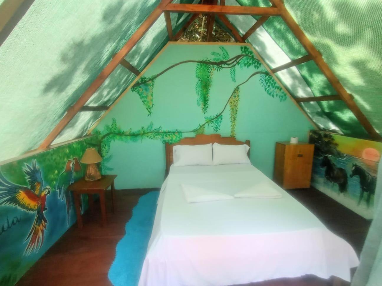 Pirate Drake Beach Hostel & Tour Company Драке Экстерьер фото
